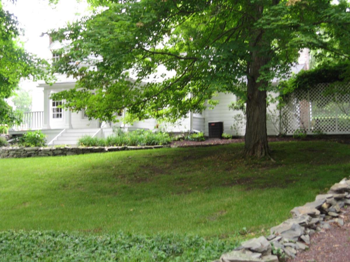 Clinton Corners Private Setting On Country Farm Near Rhinebeck B&B 외부 사진